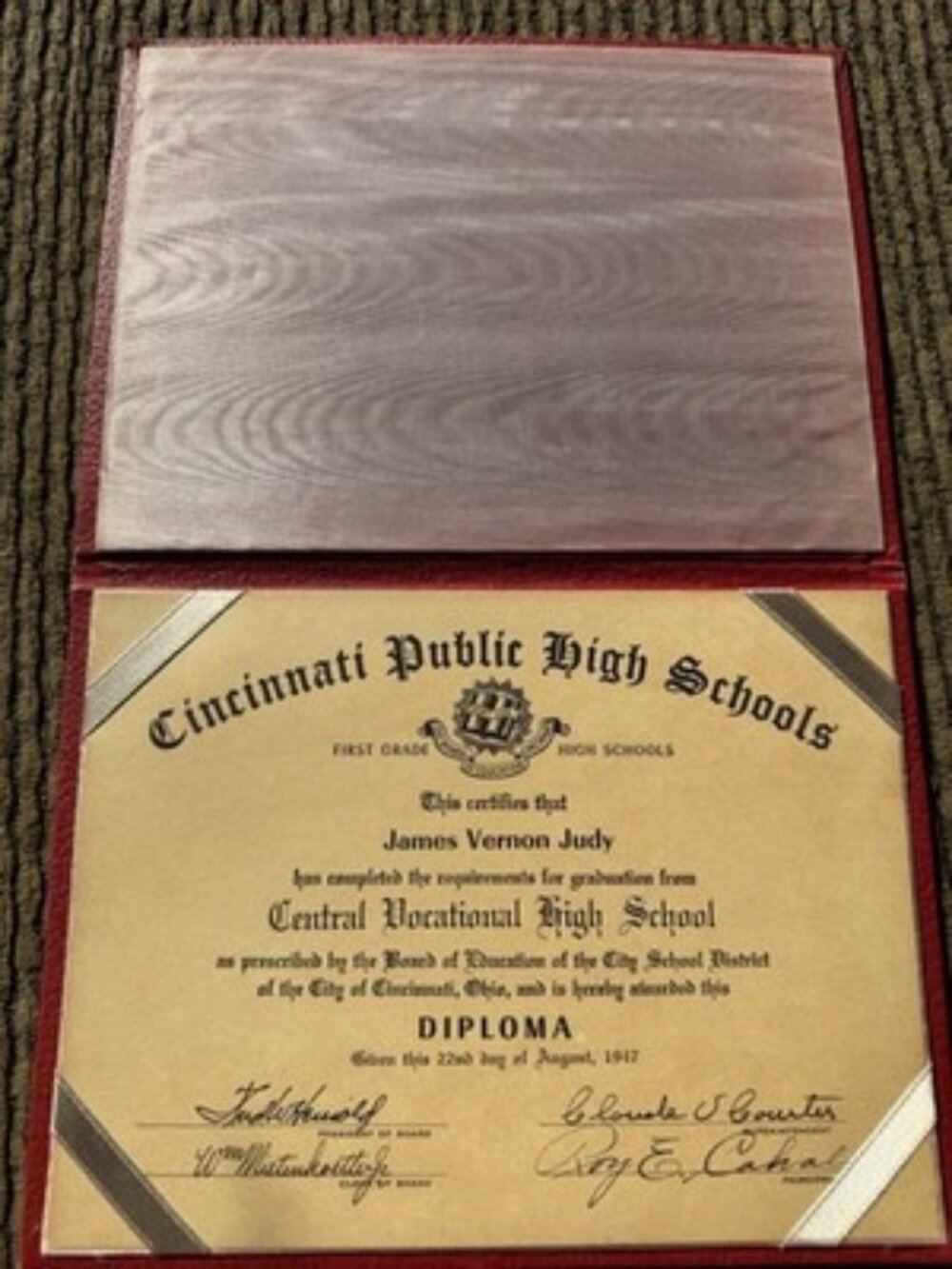 Original Cincinnati Public High School Diploma 1947 Central Vocational School - Picture 3 of 5
